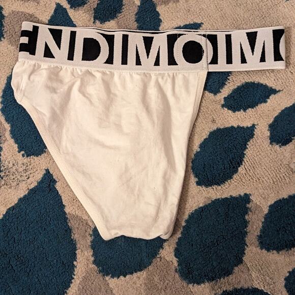 Modus Vivendi Twin Brief, Medium - Picture 11 of 13